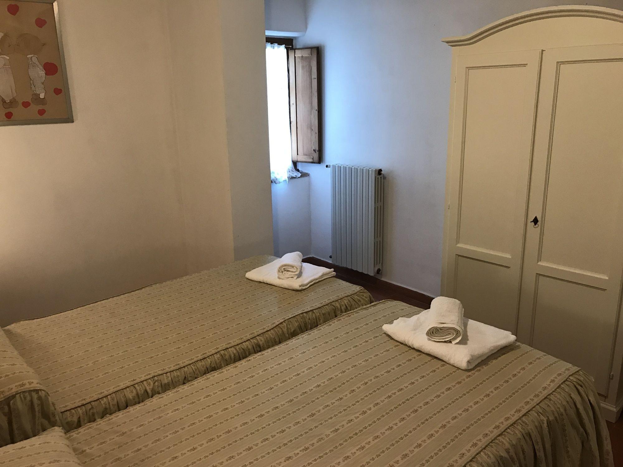 몬테스페르톨리 Castello Di Fezzana 아파트 외부 사진